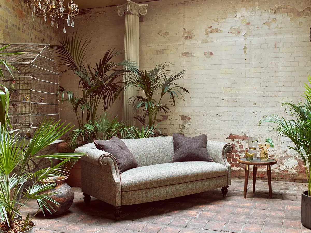 Grand Sofa